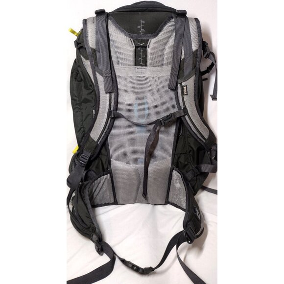 Thule Capstone 32 Liter Backpack Men's Fit Grey with DSLR Camera Holster - Picture 3 of 15